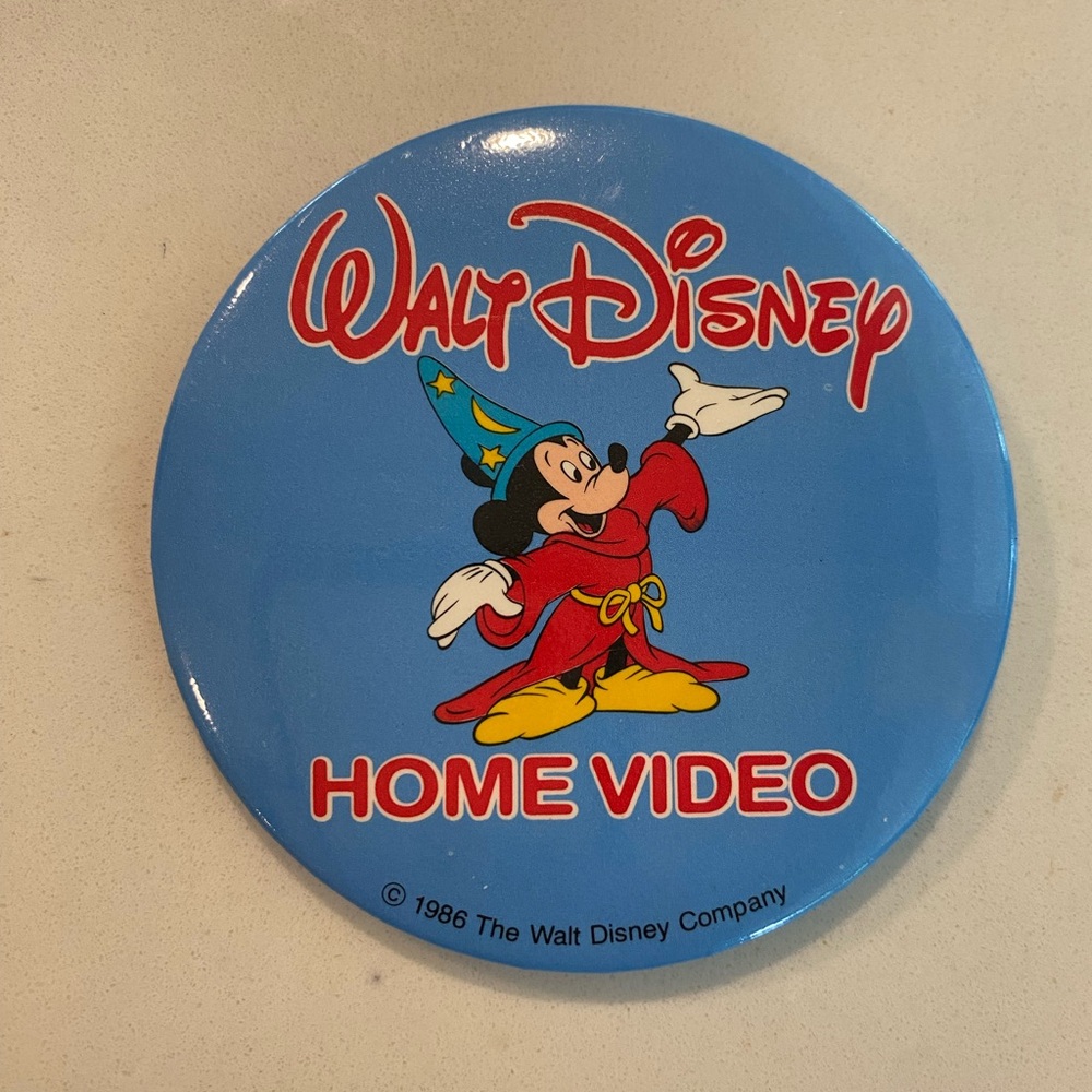 VINTAGE Walt Disney Home Video Button Pin